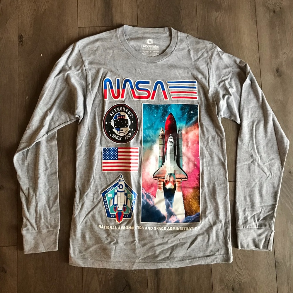 Long sleeve tee